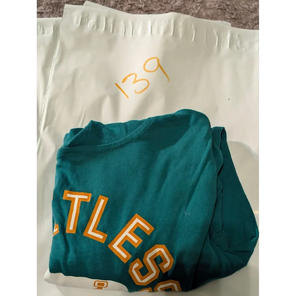 Old Navy Kids Green Limitless Skate Club Graphic Hoodie Tee L 10-12 447476-01